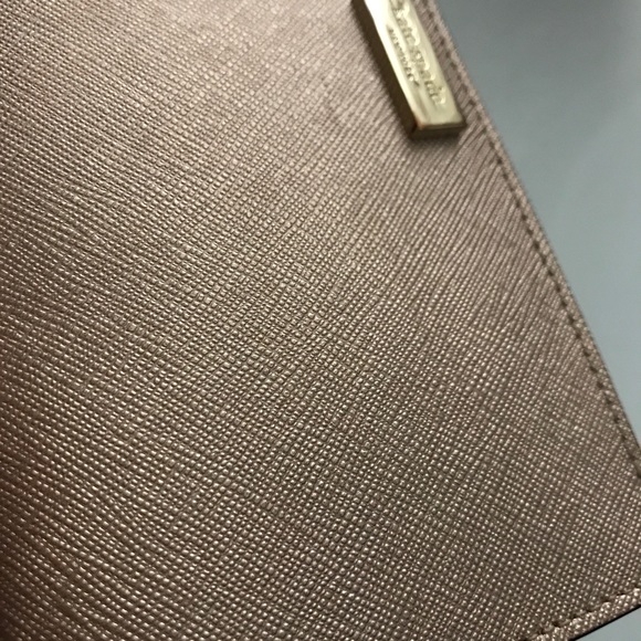 Kate Spade Bifold Wallet - Picture 8 of 8